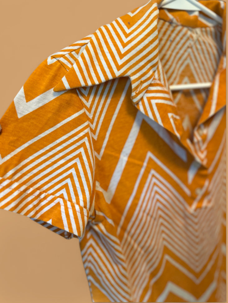 Vintage 1970s Sears Chevron Print Collared Top – Size Small