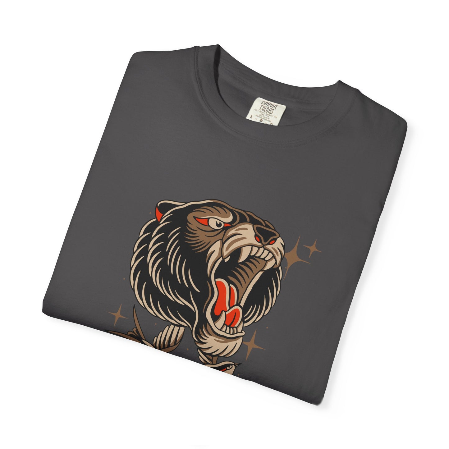 Roaring Bear Tattoo Tee — Unisex Graphic Animal T-Shirt