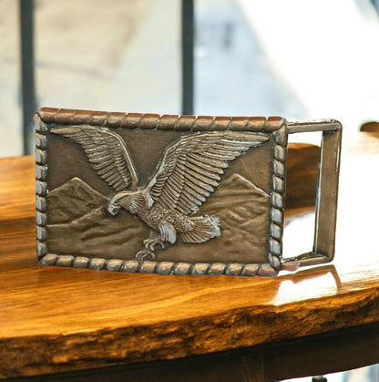 Vintage Eagle Belt Buckle – Bronze Tone with Mountain Design, Western Cowboy Style