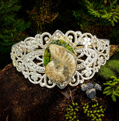 “Ancient Earth” Ammonite Moss Bracelet