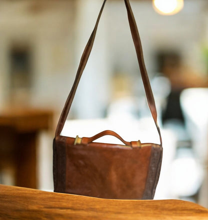 70's Vintage Tooled Leather Satchel Bag – Western Floral Design in Rich Chestnut Brown