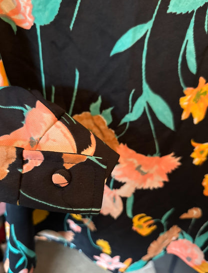 🌸 Vintage 1970s Black Floral Button-Up Blouse (Medium)