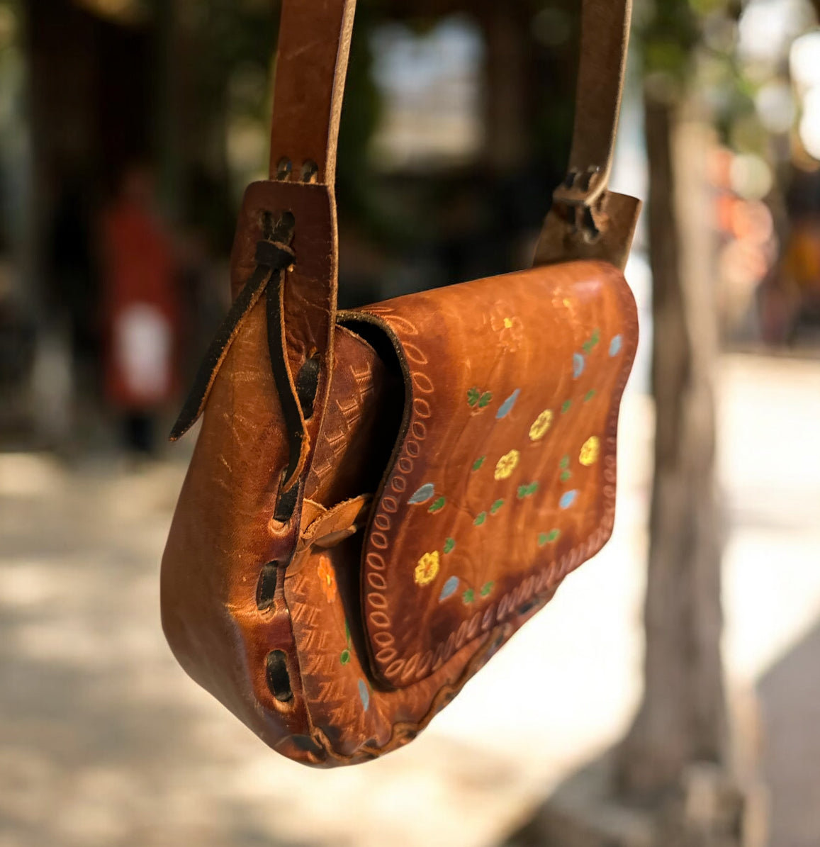 Vintage Hand-Tooled Leather Floral Crossbody Purse